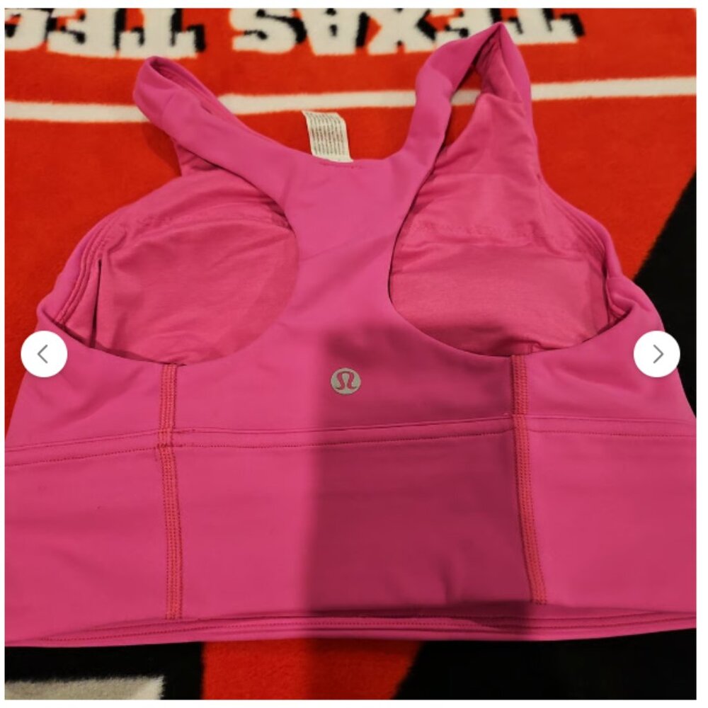 sports bra